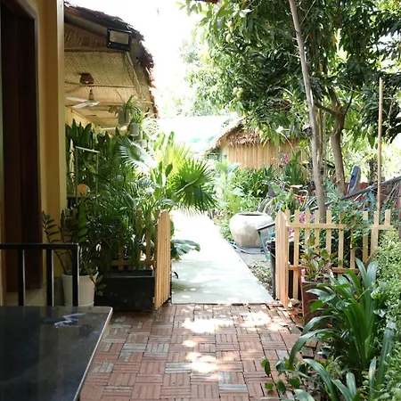 Siem Reap Homesteading Garden Retreat
