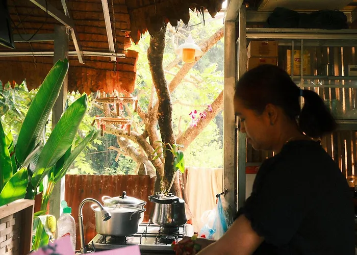 Zajazd Homesteading Garden Retreat