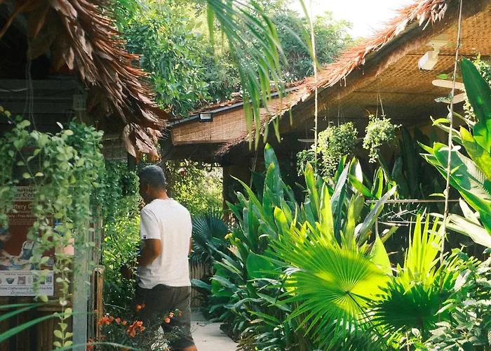 Homesteading Garden Retreat 宾馆