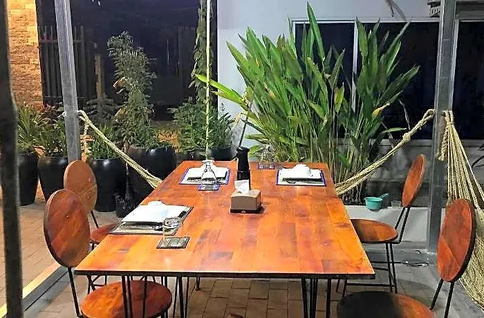 Homesteading Garden Retreat 3*