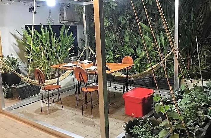 Homesteading Garden Retreat イン