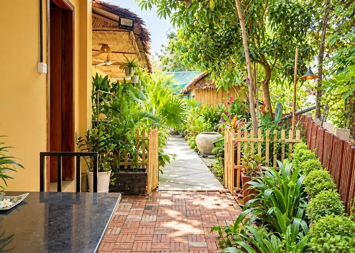 Homesteading Garden Retreat イン