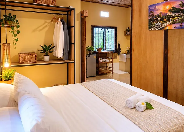 Homesteading Garden Retreat 3*